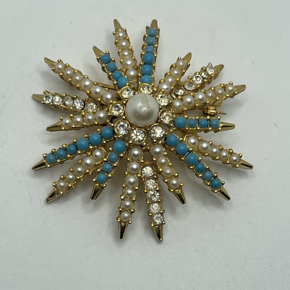 MCM starburst faux pearl turquoise rhinestone vintage brooch pin gold tone - Picture 13 of 14